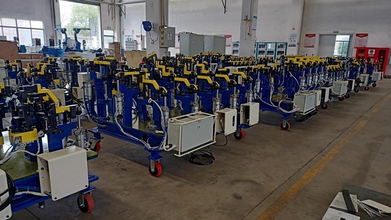 汽車部件點焊工作站